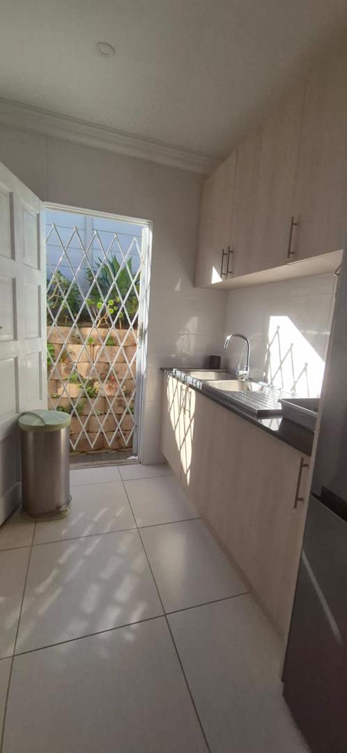 To Let 2 Bedroom Property for Rent in Dana Bay Western Cape
